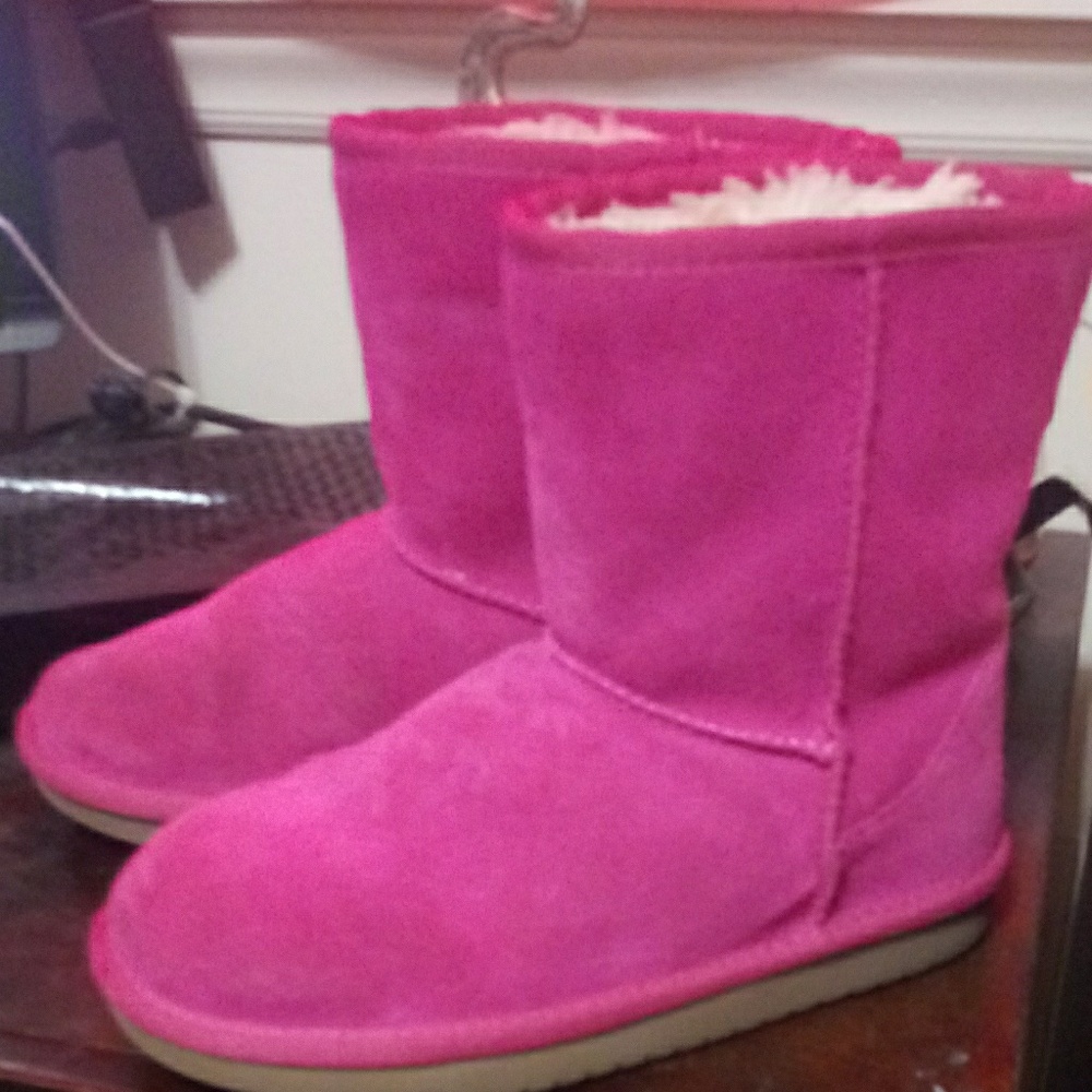Girls Uggs